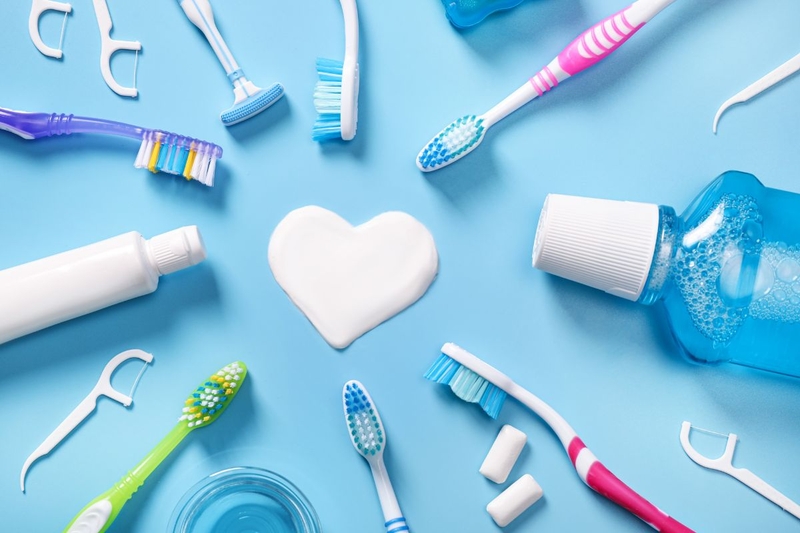 Bác sĩ sẽ hướng dẫn người bệnh cách chăm sóc sau trám răng để đạt độ bền tối ưu
