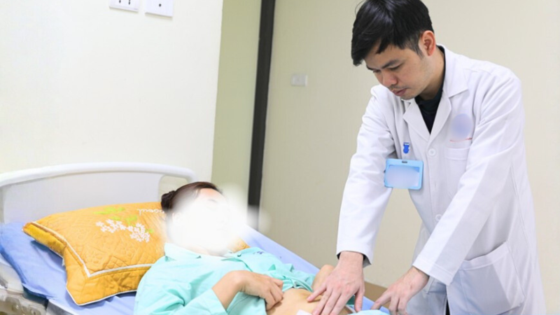 Nội soi ổ bụng kết hợp sinh thiết có giá trị quyết định trong chẩn đoán với trường hợp tràn dịch không rõ nguyên nhân