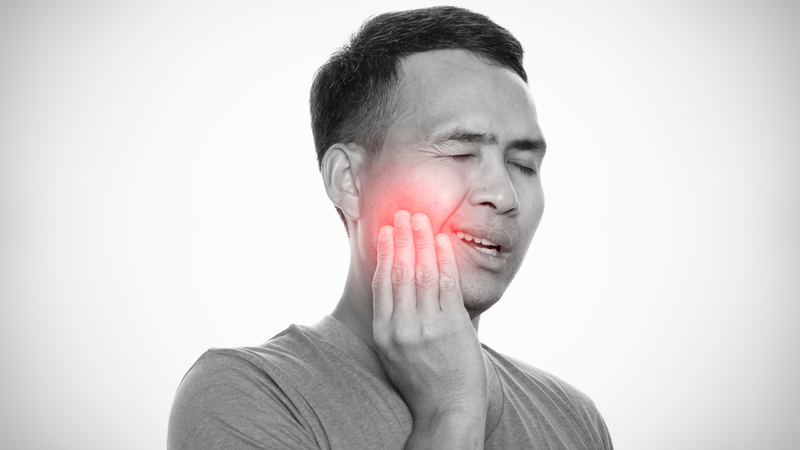 Nhổ răng xong bị sưng phồng bất thường có thể là dấu hiệu cảnh báo tràn khí dưới da