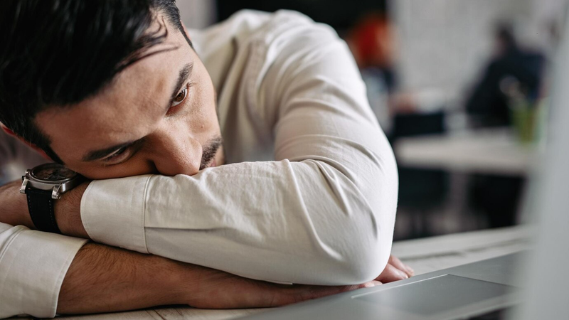 Trạng thái kiệt quệ cảm xúc: Nguyên nhân, dấu hiệu và cách điều trị 1