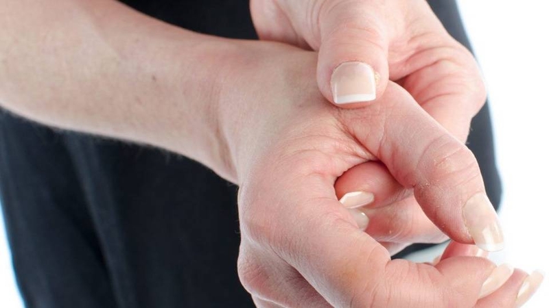 Trật khớp ngón tay bao lâu thì khỏi? 2