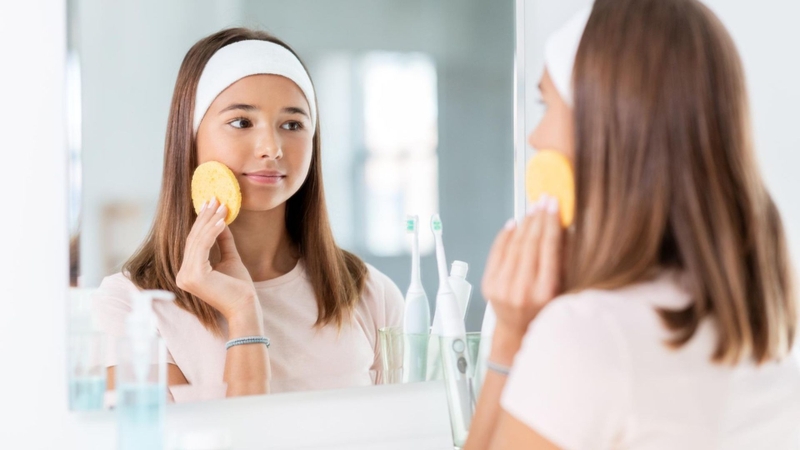 "13 tuổi có nên tẩy tế bào chết​ không?" là thắc mắc của nhiều người