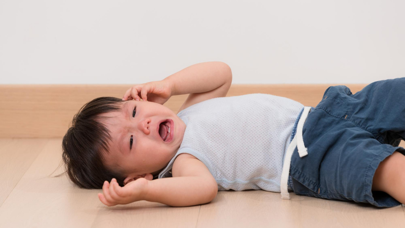 Trẻ 2 tuổi hay dỗi là biểu hiện thường gặp trong giai đoạn phát triển cảm xúc