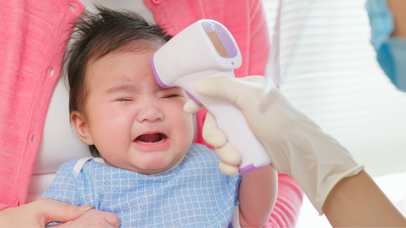 Trẻ 3 tháng tuổi bị sốt nên làm sao? 2