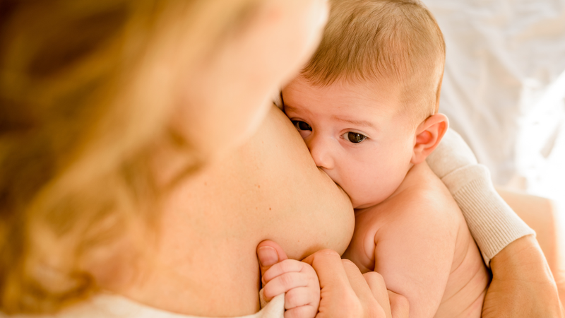 tre-3-thang-uong-bao-nhieu-ml-sua-la-du 2