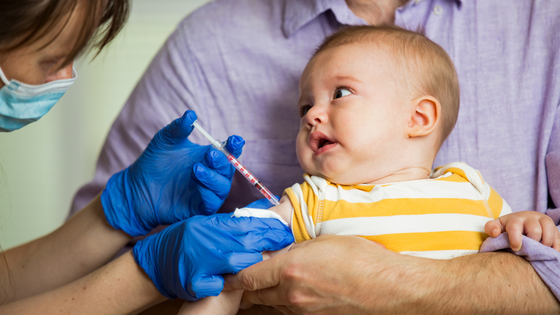 Trẻ 5 tháng bị sốt: Nguyên nhân, triệu chứng và cách xử lý an toàn 1