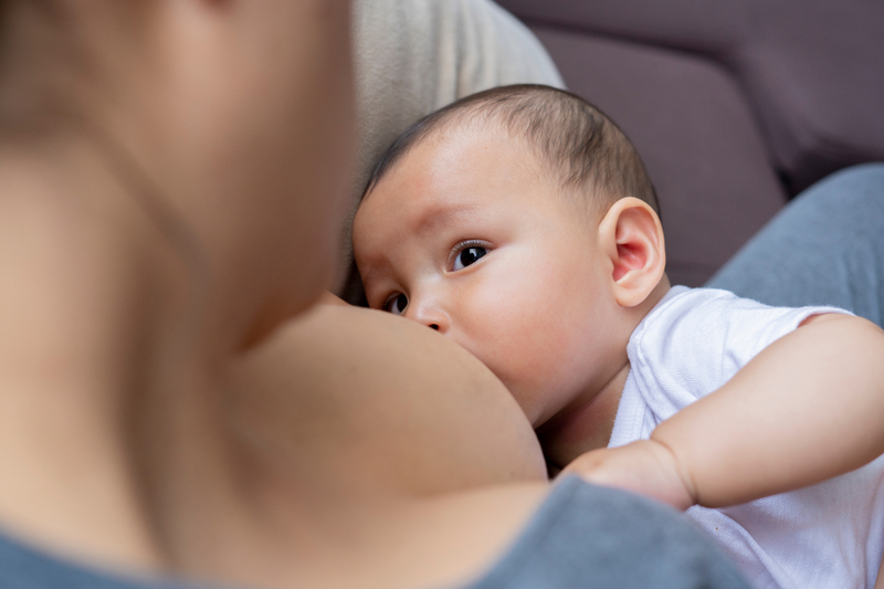 Trẻ 6 tháng đi ngoài mấy lần và cách giữ đường ruột của trẻ ổn định 1