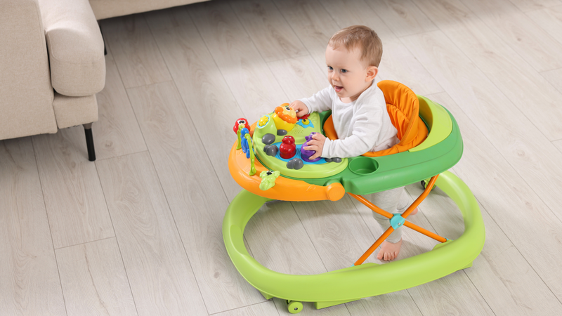 Độ tuổi an toàn để bắt đầu sử dụng xe tập đi thường là từ 8-9 tháng trở lên