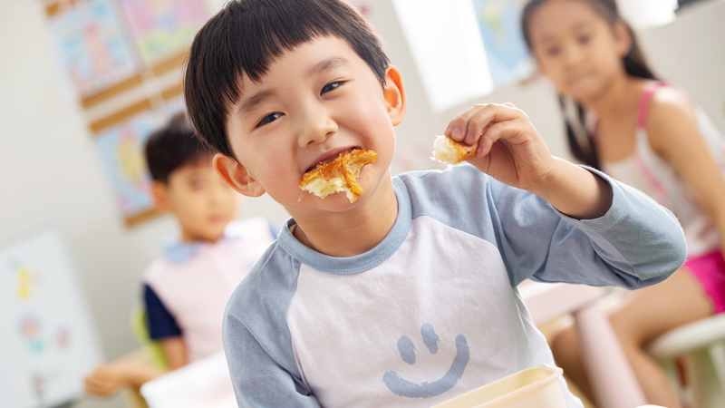 Trẻ 8 tuổi cần tiêm phòng những gì? Những lưu ý khi tiêm phòng cho trẻ 8 tuổi 3