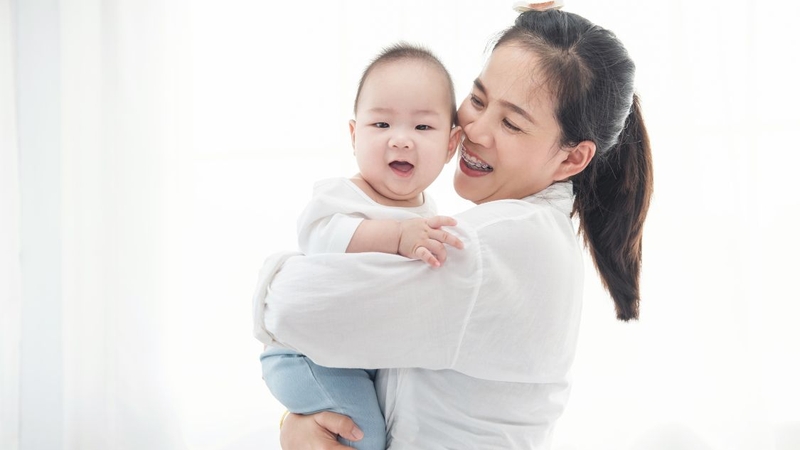 Trẻ 9 tháng tiêm mũi sởi có sốt không? Cách hạ sốt an toàn sau tiêm sởi 4