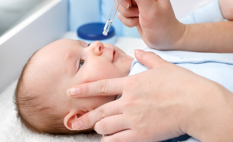 Trẻ bị đổ ghèn mắt và chảy nước mũi​: Nguyên nhân và cách điều trị 3