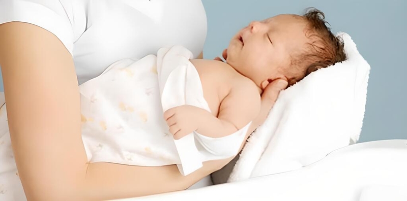 Trẻ bị ho sổ mũi nên tắm lá gì? Một số lưu ý khi tắm cho trẻ bị ho sổ mũi 4