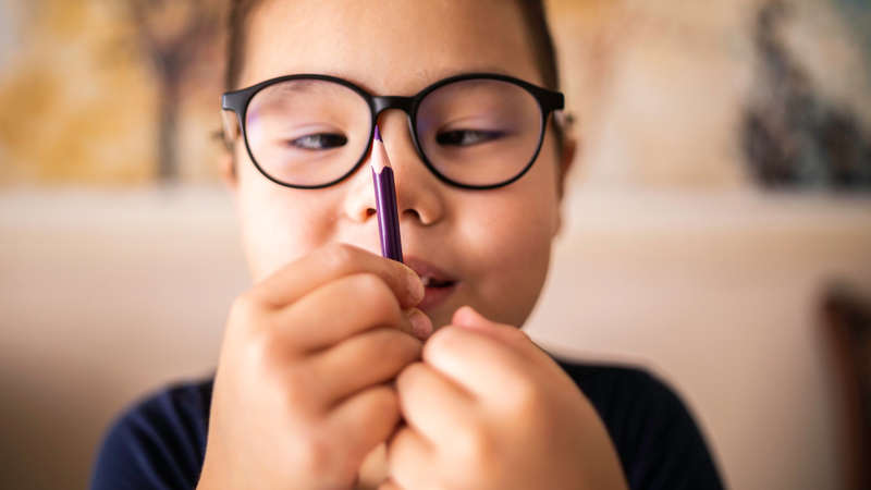 Trẻ bị lác trong​: Nguyên nhân, điều trị và biện pháp phòng ngừa 2