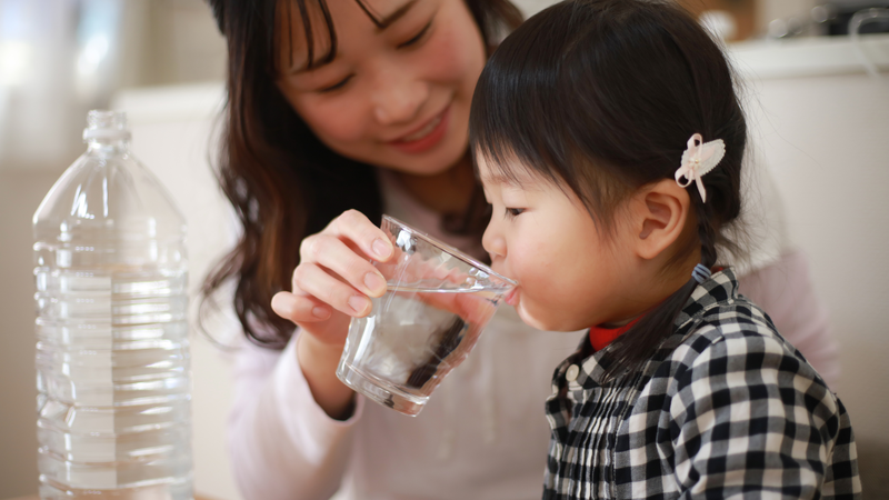 Trẻ bị nôn sốt đi ngoài: Điều gì cha mẹ cần biết để bảo vệ con? 3