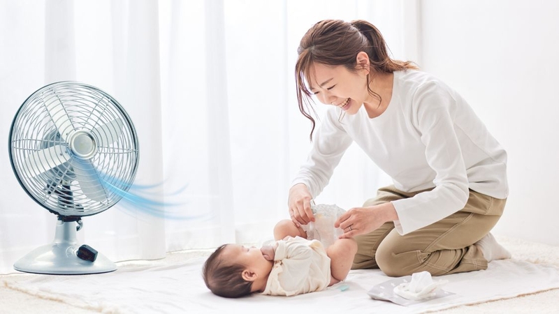 Trẻ bị phát ban có nằm quạt được không? Cách nằm quạt an toàn 2