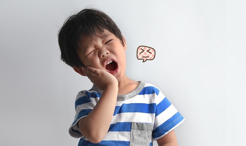 Trẻ bị sâu răng hàm có mọc lại không?