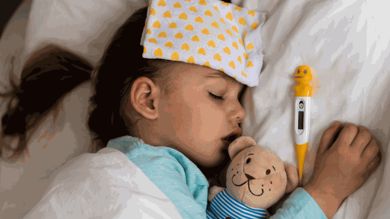 Trẻ bị sốt có nên truyền nước không? 3