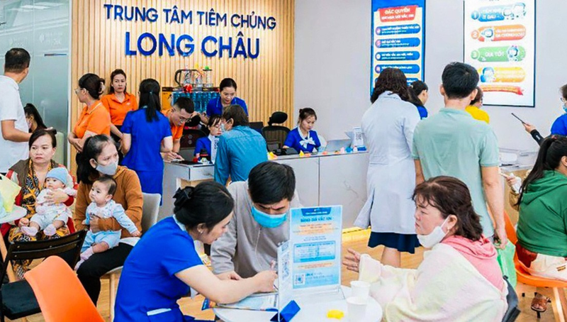 Trẻ bị sốt sau tiêm phòng sởi: Nguyên nhân, cách chăm sóc và những điều cần biết 4