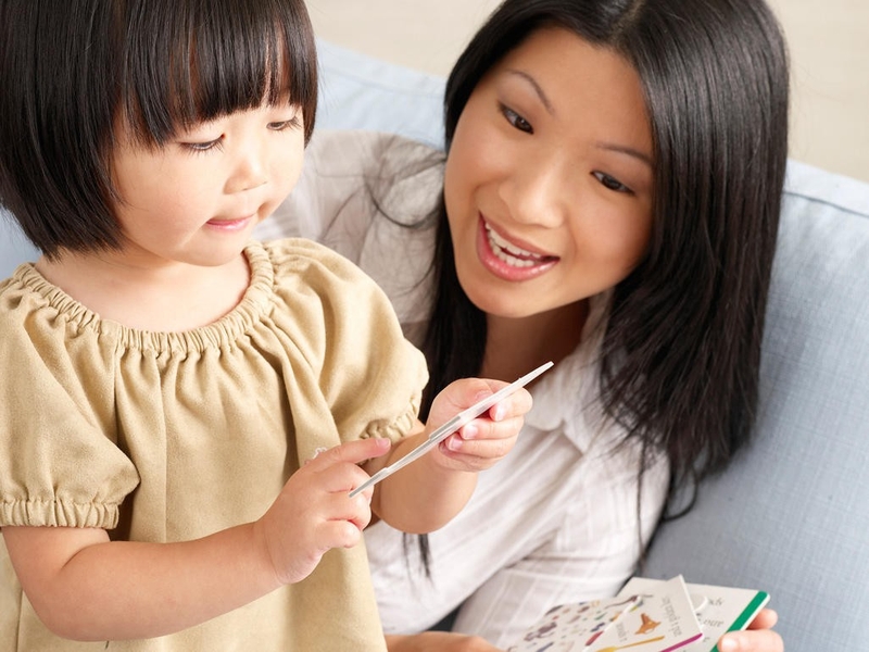 Trẻ có thể gặp hội chứng nguy hiểm này nếu nghiện smartphone 4