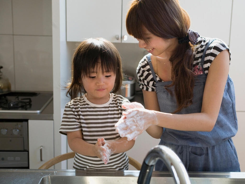 Trẻ đau bụng buồn nôn cảnh báo bệnh gì? Cách xử trí như thế nào? 2