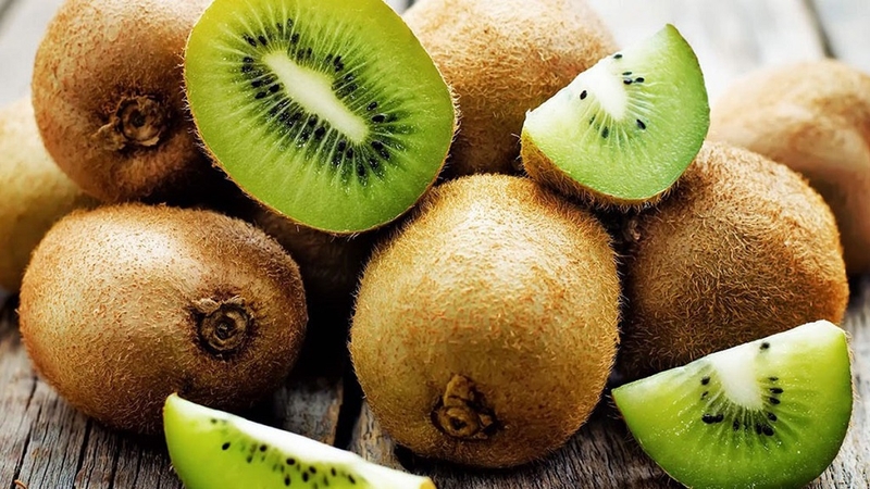 Trẻ em ăn kiwi có tốt không? Nên cho trẻ ăn kiwi khi nào 1