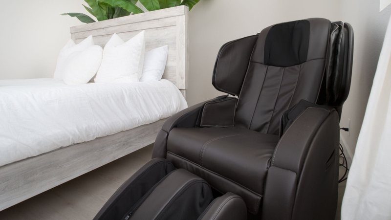 Trẻ em bao nhiêu tuổi thì nên dùng ghế massage là câu hỏi thắc mắc của nhiều người