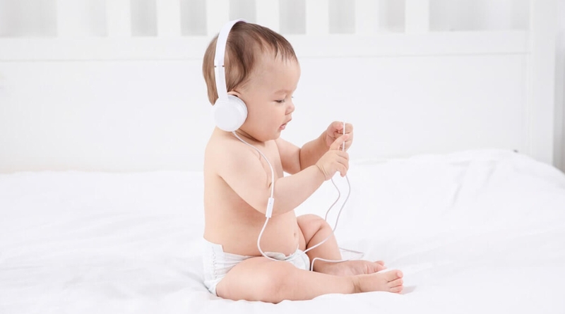 Trẻ mấy tháng biết nói? Dạy con tập nói cần lưu ý gì? 3