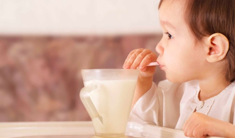 Trẻ nên uống bao nhiêu ml sữa mỗi ngày để tăng chiều cao tối đa? 1