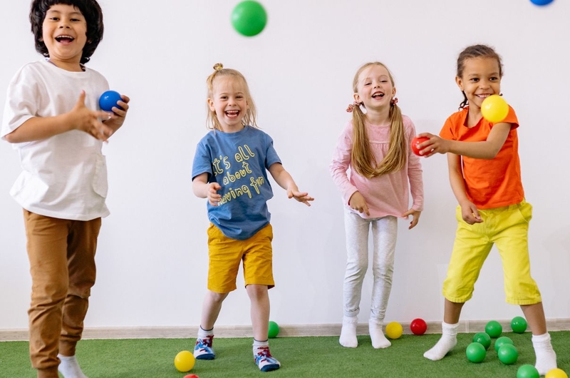 Trẻ nhút nhát thiếu tự tin, cha mẹ cần làm gì để giúp con tự tin hơn 4