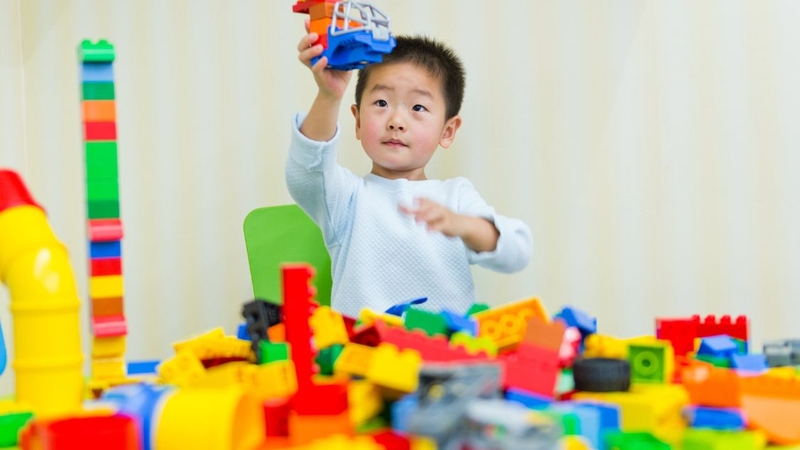 Trẻ nuốt phải nhựa có sao không? Cách xử lý khi trẻ nuốt phải nhựa 4