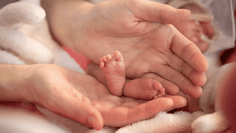 Trẻ sinh non 26 tuần có nuôi được không? 3