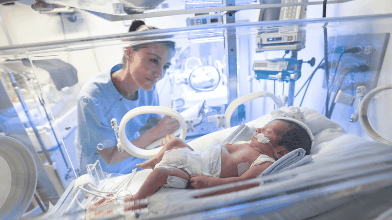 Trẻ sinh non 26 tuần có nuôi được không? 4