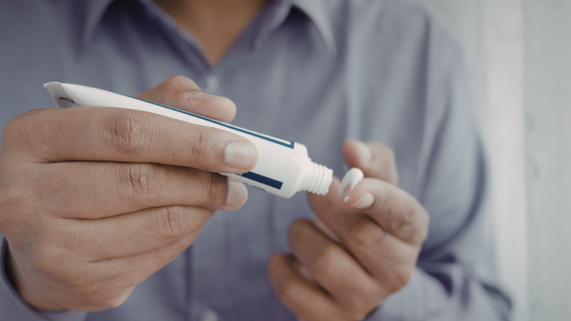 Các loại thuốc bôi ngoài da phù hợp