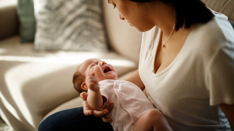 Cần theo dõi sát các dấu hiệu táo bón ở trẻ