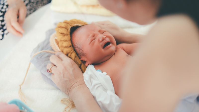 Trẻ sơ sinh đói có ngủ được không? 1