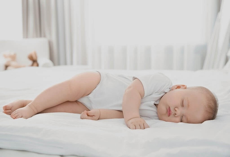 Trẻ sơ sinh nằm máy lạnh có tốt không?-3