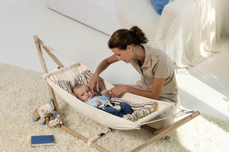 Trẻ sơ sinh nằm võng có ảnh hưởng đến não không? Tác hại không lường của việc nằm võng 3