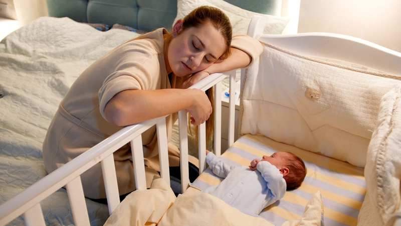 Phòng ngủ của trẻ nên yên tĩnh, thoáng mát, nhiệt độ dễ chịu và ánh sáng dịu nhẹ