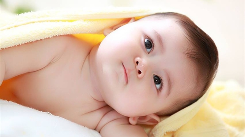 Trẻ sơ sinh ngồi bị cong lưng: Nguyên nhân và cách khắc phục 3