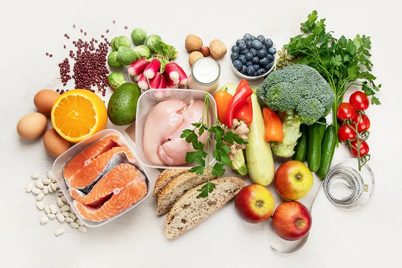 Cần quan tâm đến chế độ dinh dưỡng của mẹ nếu trẻ bú sữa mẹ