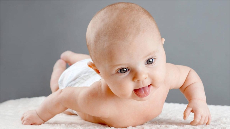 trẻ sơ sinh từ 1 đến 2 tháng tuổi 1