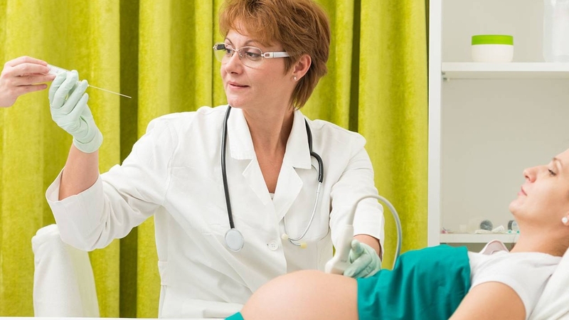 Trẻ sơ sinh uống nước ối có sao không? 3