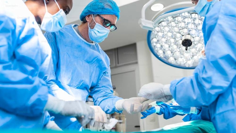 Treo sa trễ giá bao nhiêu dựa vào nhiều yếu tố khác nhau gồm tay nghề của bác sĩ