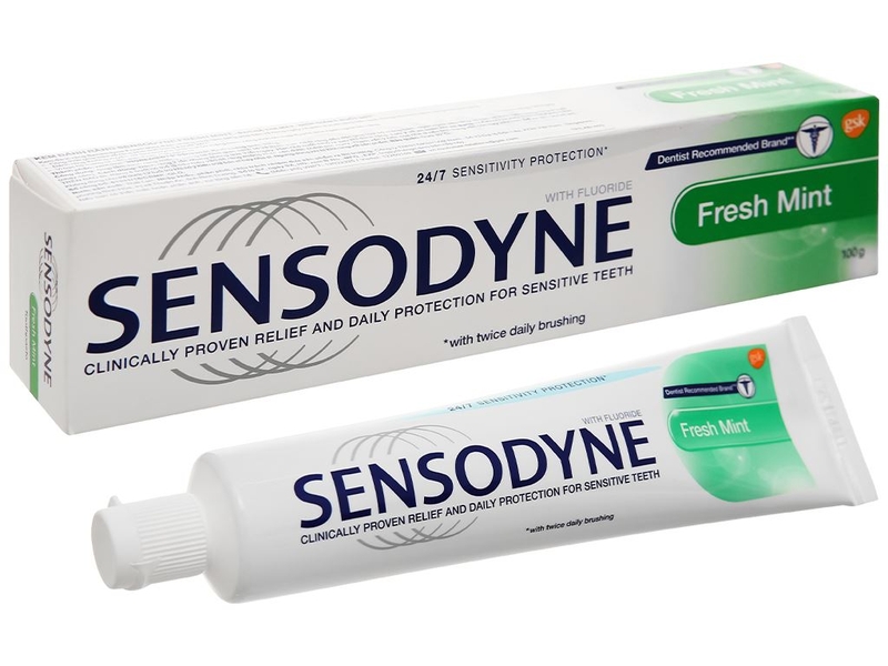 Trị nứt gót chân bằng kem đánh răng Sensodyne Fresh Mint