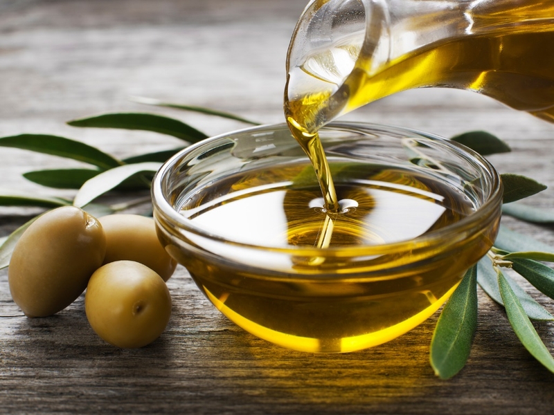 trị rạn da sau sinh bằng dầu dừa 5