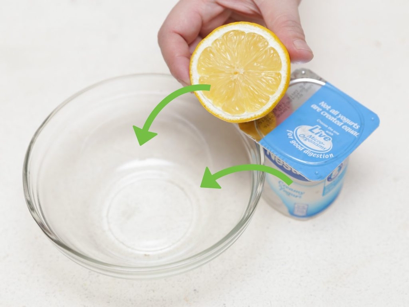 trị sẹo rỗ bằng phương pháp tự nhiên với chanh và sữa chua