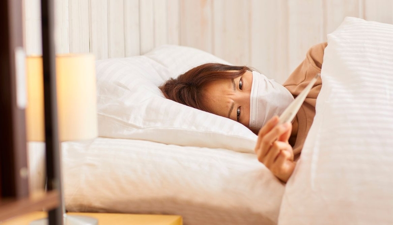 Nhận biết triệu chứng sốt xuất huyết nhẹ, cách theo dõi và chăm sóc 1