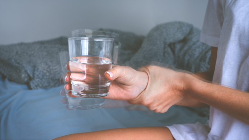 Triệu chứng và cách điều trị của cường tuyến giáp run tay 2