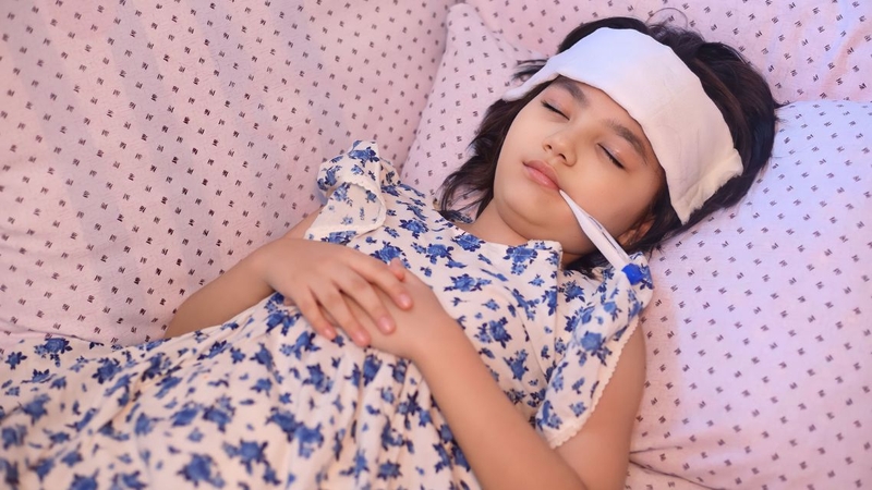 Triệu chứng viêm màng não có thể đa dạng và đôi khi không điển hình