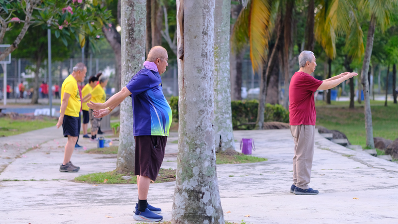 Hoạt động thể chất giúp cải thiện tuần hoàn máu và hỗ trợ kiểm soát huyết áp hiệu quả